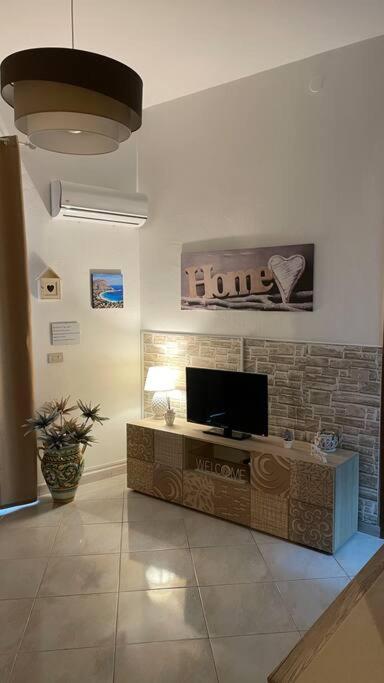 Mona House Accogliente Casa Vacanza パレルモ エクステリア 写真